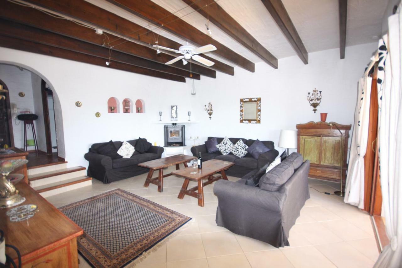 Can Alinda Santa Eulària des Riu Εξωτερικό φωτογραφία